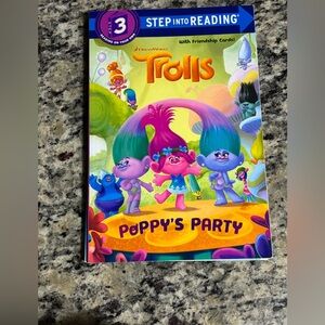 Trolls Poppy's Party Step Into Reading Book - Level 3
